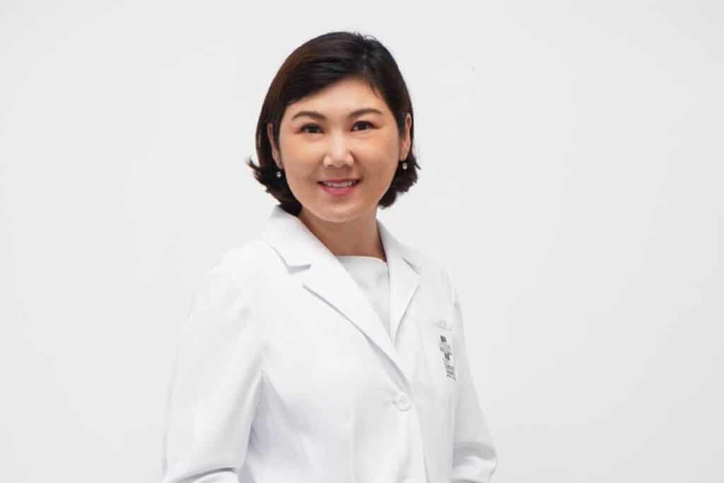 พญ.ดวงรัตน์ วังเกล็ดแก้ว รพ.นวเวช พญ.ดวงรัตน์ วังเกล็ดแก้ว รพ.นวเวช