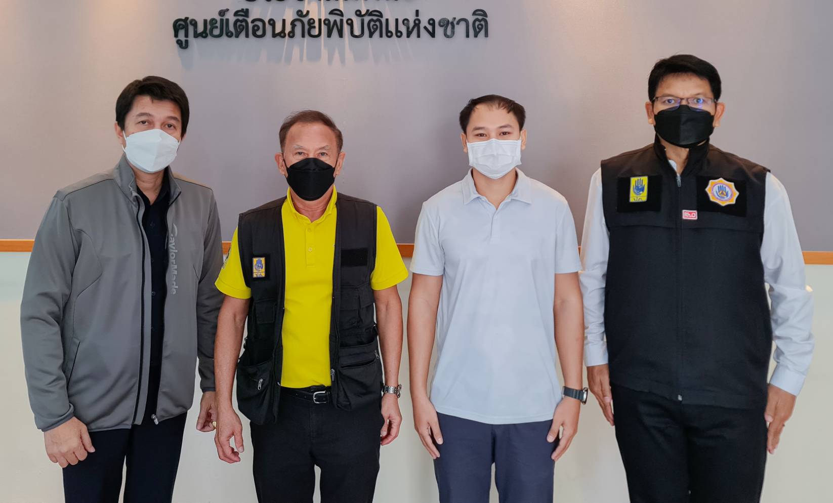 516453 พล.อ.อ.สมนึก สวัสดิ์ถึก, ภารเดช สกุลวชิโรดม